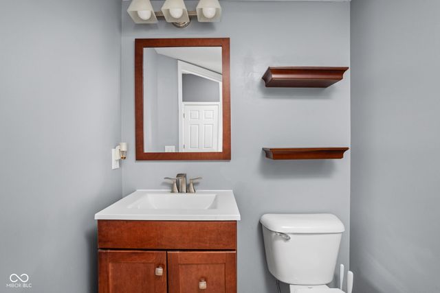 2048 Whitetail Court, Avon, IN 46123