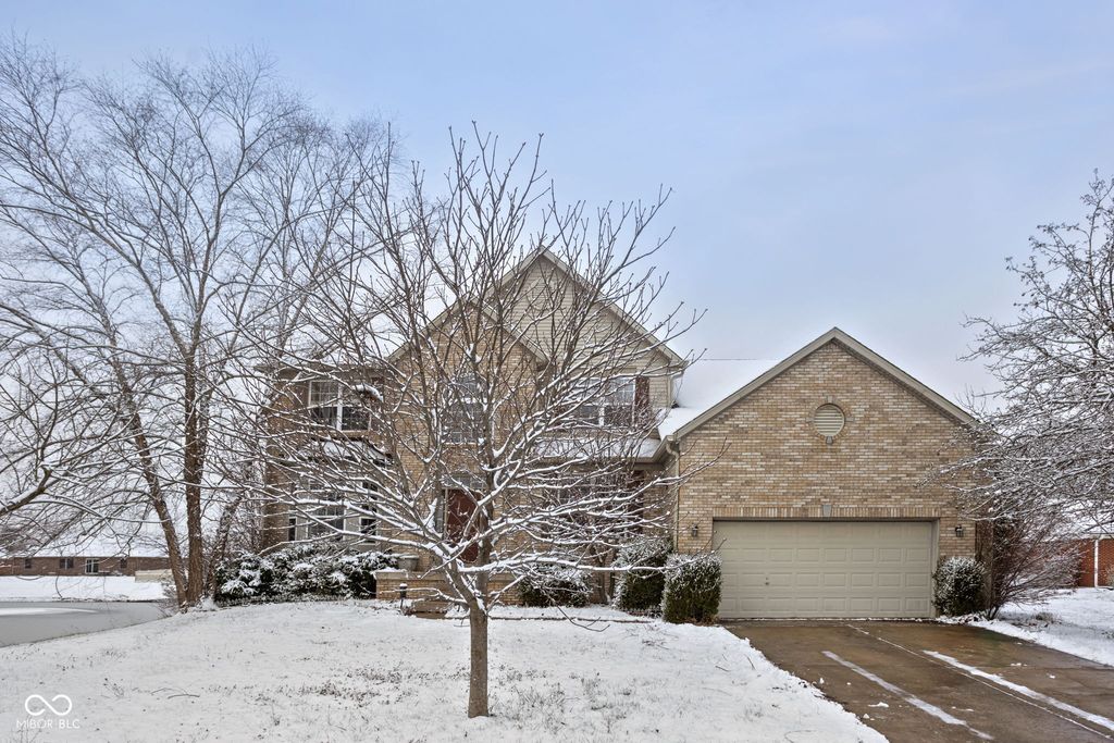 2048 Whitetail Court, Avon, IN 46123