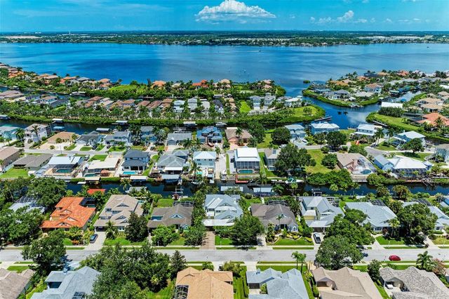 4527 BLUE MARLIN DRIVE, Bradenton, FL 34208