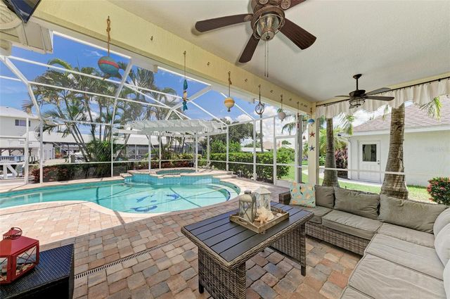 4527 BLUE MARLIN DRIVE, Bradenton, FL 34208