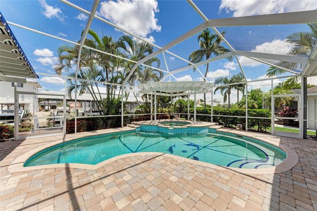 4527 BLUE MARLIN DRIVE, Bradenton, FL 34208