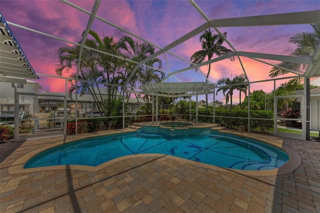 4527 BLUE MARLIN DRIVE, Bradenton, FL 34208