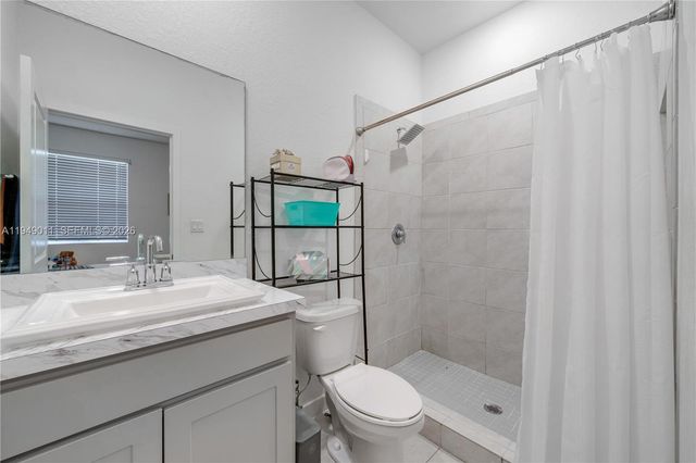 540 NE 5th Ln, Florida City, FL 33034