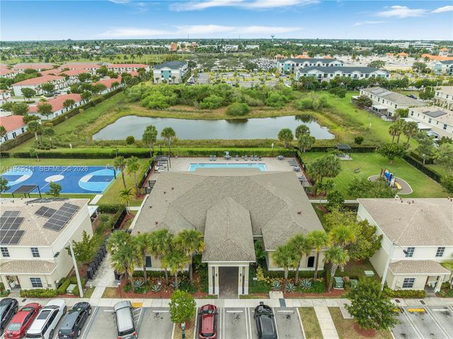 540 NE 5th Ln, Florida City, FL 33034