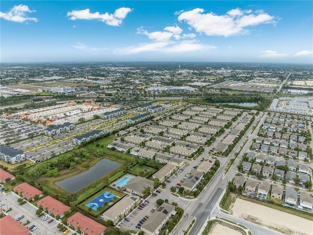 540 NE 5th Ln, Florida City, FL 33034