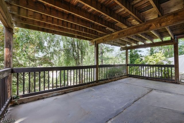 74 Leather Stocking Path, Lincoln Park Boro, NJ 07035
