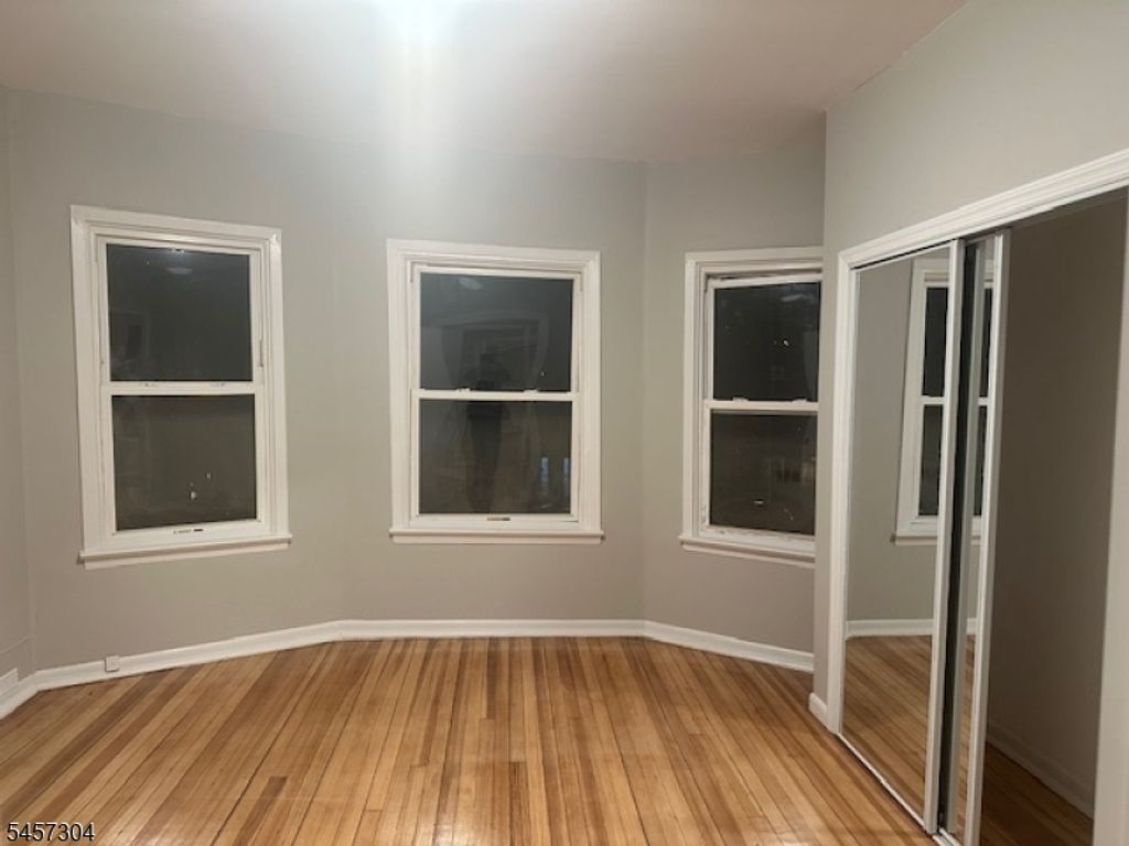 221 N Center St, City Of Orange Twp., NJ 07050 — photo 4