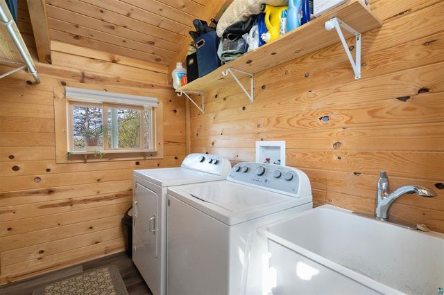 1815 E 12th Street, Superior, WI 54880