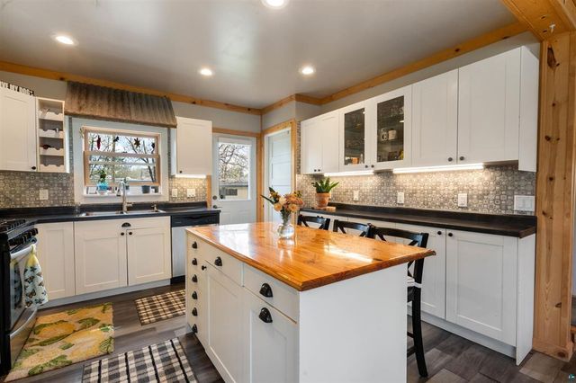 1815 E 12th Street, Superior, WI 54880