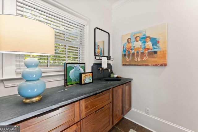 1812 Valley Road NE, Gainesville, GA 30501