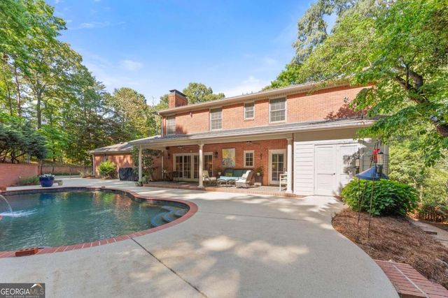 1812 Valley Road NE, Gainesville, GA 30501