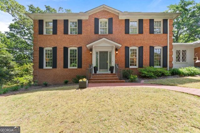1812 Valley Road NE, Gainesville, GA 30501