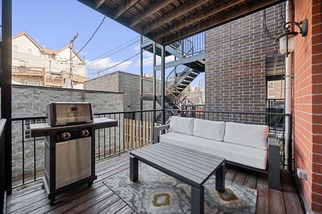 849 N Paulina Street 1, Chicago, IL 60622