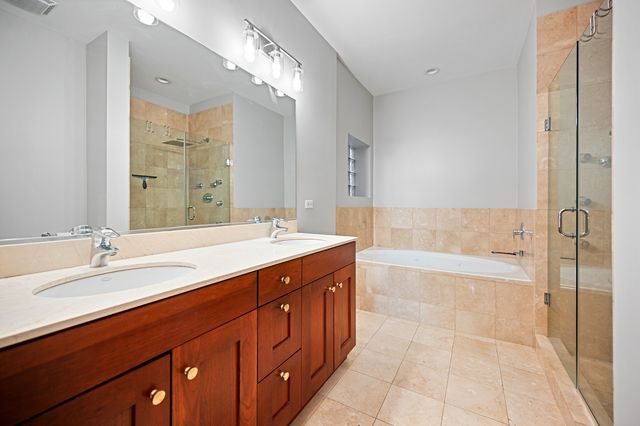 849 N Paulina Street 1, Chicago, IL 60622