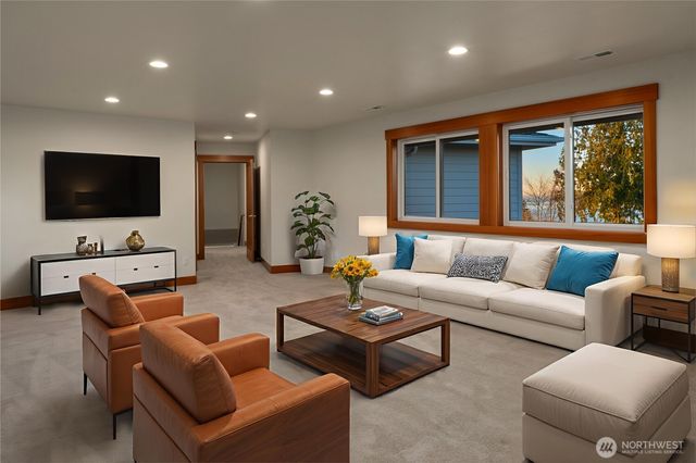 6603 141st Street SW, Edmonds, WA 98026