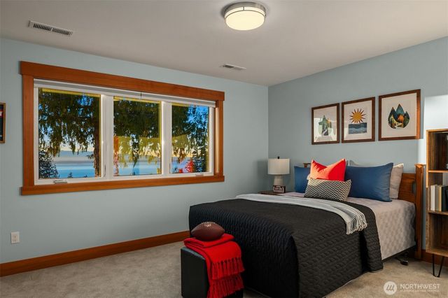 6603 141st Street SW, Edmonds, WA 98026