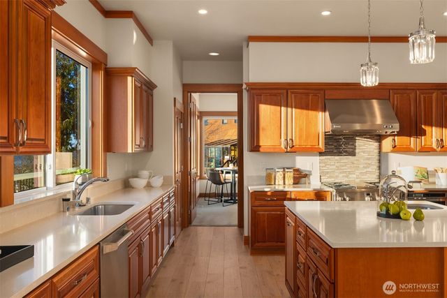 6603 141st Street SW, Edmonds, WA 98026