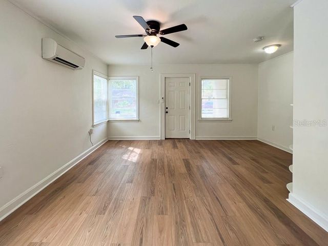 1122 NW 4TH AVENUE, Gainesville, FL 32601