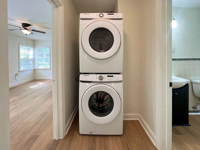 1122 NW 4TH AVENUE, Gainesville, FL 32601