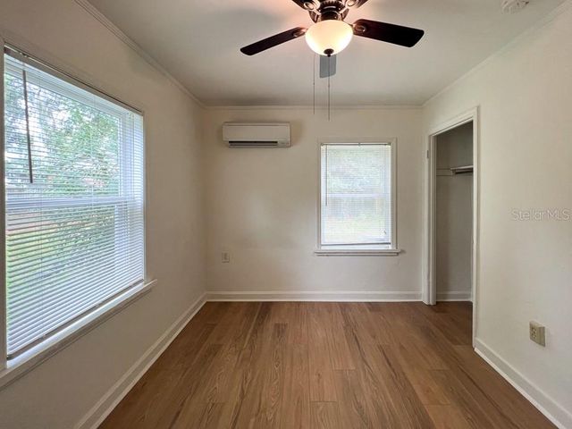 1122 NW 4TH AVENUE, Gainesville, FL 32601