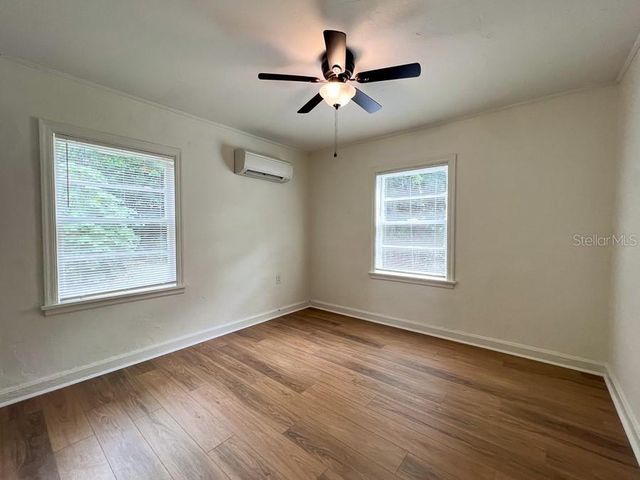 1122 NW 4TH AVENUE, Gainesville, FL 32601