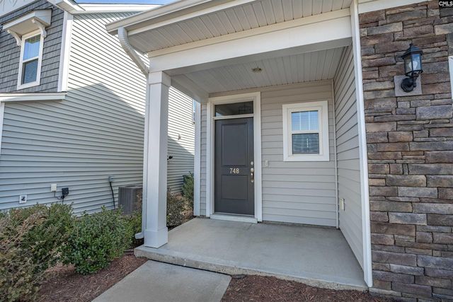 748 North Pinewalk Way, Elgin, SC 29045