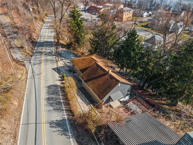 2219 Hill Rd, South Heights, PA 15081
