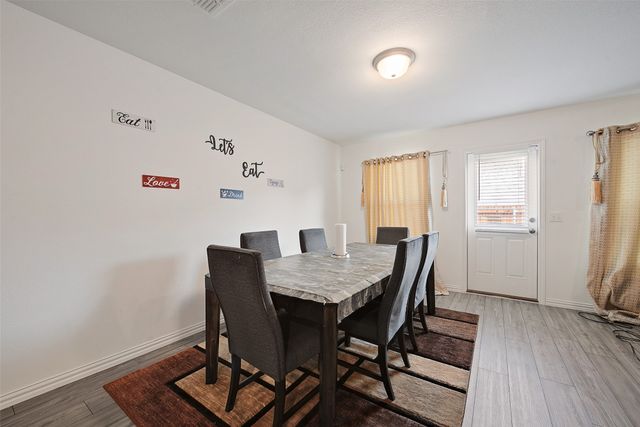 4437 Benham Drive, Fort Worth, TX 76036