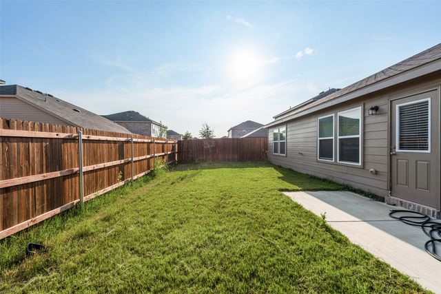 4437 Benham Drive, Fort Worth, TX 76036