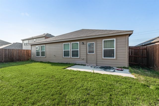 4437 Benham Drive, Fort Worth, TX 76036