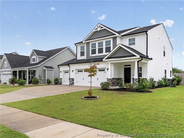 162 Verdmont Drive, Raeford, NC 28376