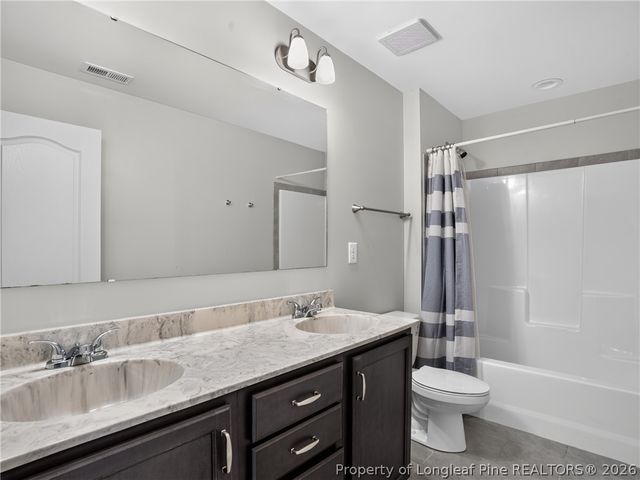 162 Verdmont Drive, Raeford, NC 28376