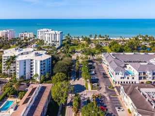 218 Banyan BLVD # 218, Naples, FL 34102