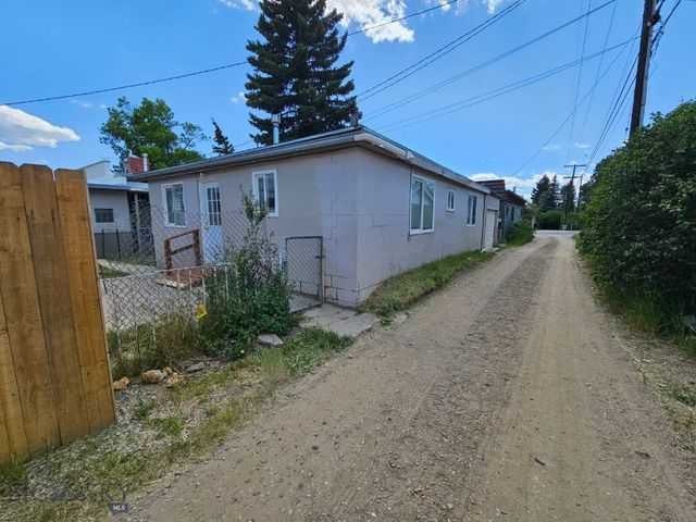 2405 Ottawa Street, Butte, MT 59701