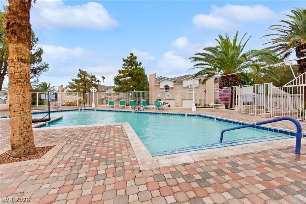 903 Twinkling Sky Avenue, Henderson, NV 89015 — photo 2