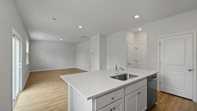 1064 Mulligan Drive, Manning, SC 29102