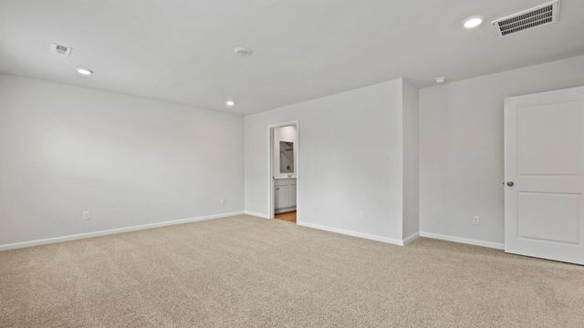 1064 Mulligan Drive, Manning, SC 29102