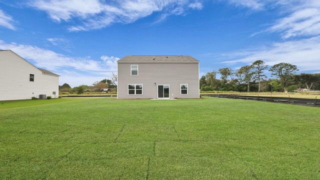 1064 Mulligan Drive, Manning, SC 29102