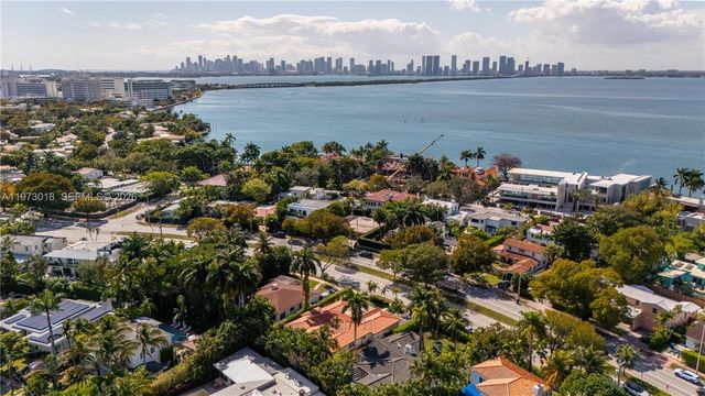 4555 Alton Rd, Miami Beach, FL 33140