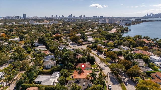 4555 Alton Rd, Miami Beach, FL 33140