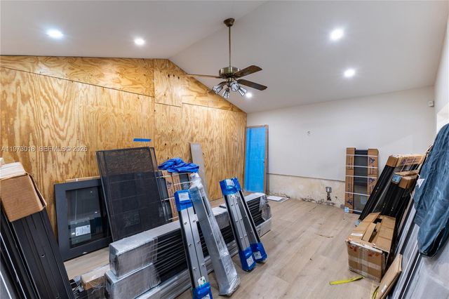 4555 Alton Rd, Miami Beach, FL 33140