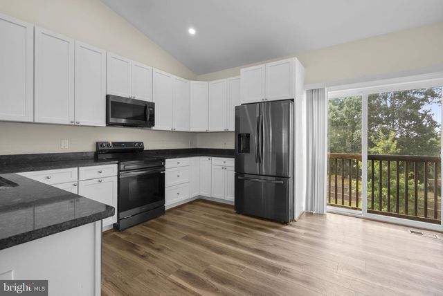 5405 AUTH RD, Suitland, MD 20746