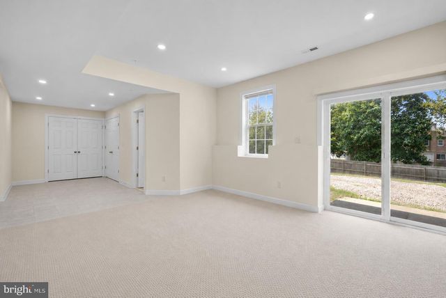 5405 AUTH RD, Suitland, MD 20746