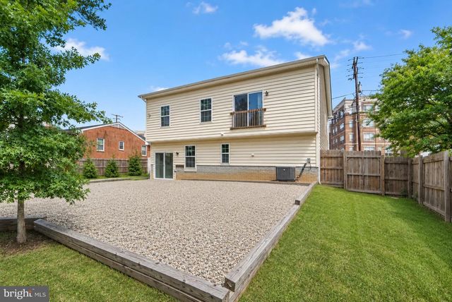 5405 AUTH RD, Suitland, MD 20746