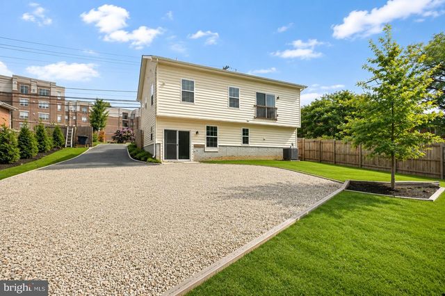 5405 AUTH RD, Suitland, MD 20746