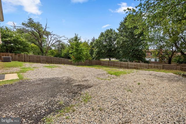 5405 AUTH RD, Suitland, MD 20746