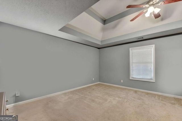 915 Cove Place, Locust Grove, GA 30248
