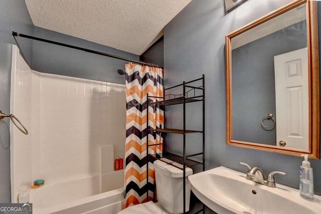 915 Cove Place, Locust Grove, GA 30248