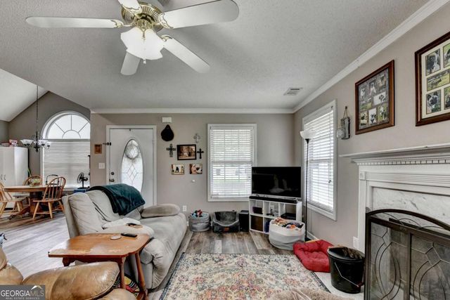 915 Cove Place, Locust Grove, GA 30248