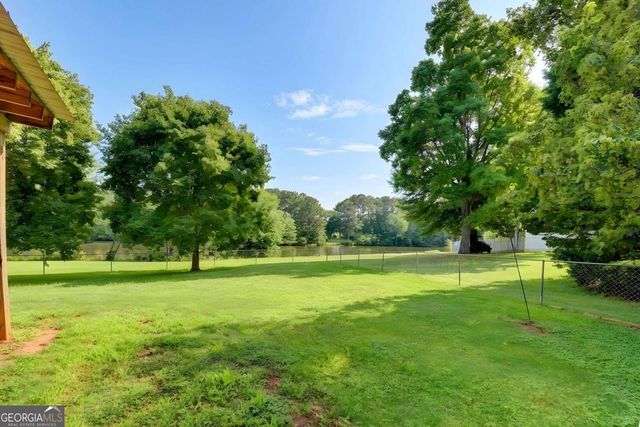 915 Cove Place, Locust Grove, GA 30248